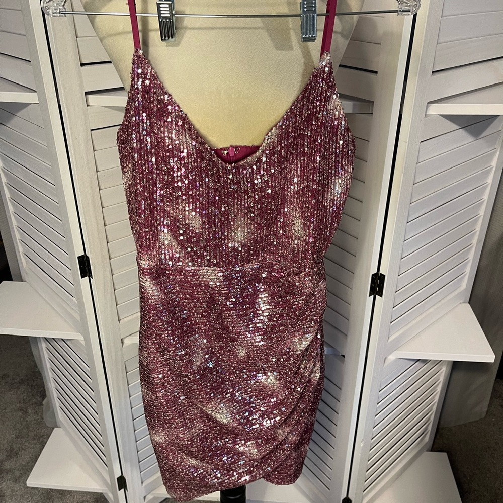 NWOT Lulus Dress